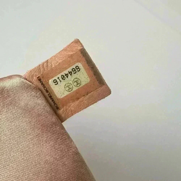 FREE GIVEAWAY! Follow on IG @myexlux free giveaways often - Picture 10 of 10